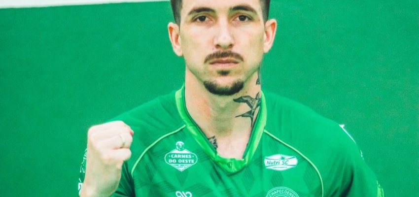 Leo Prestes &eacute; o novo refor&ccedil;o da Chape Futsal