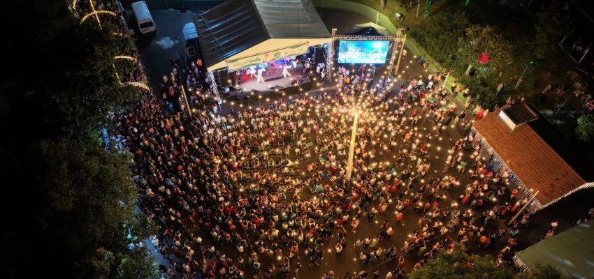 Abertura do Natal no  Ecoparque reuniu cerca de 14 mil pessoas
