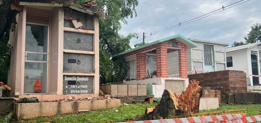 Defesa Civil e Secretaria de Serviços Urbanos recuperam danos causados por temporal