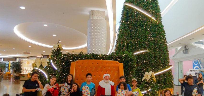 CRAS L&iacute;der realizou a&ccedil;&atilde;o de Natal no shopping