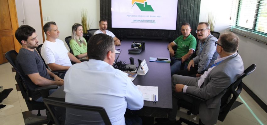 Administra&ccedil;&atilde;o Municipal de Chapec&oacute; trata de habita&ccedil;&atilde;o com superintendentes da Caixa