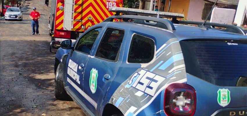 Temporal causa estragos em Chapecó