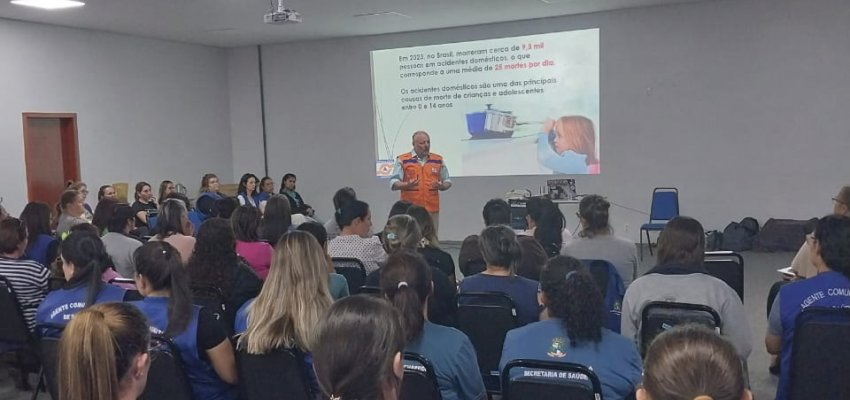 Agentes de Sa&uacute;de de Chapec&oacute; recebem capacita&ccedil;&atilde;o de preven&ccedil;&atilde;o de acidentes dom&eacute;sticos
