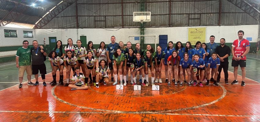 Col&eacute;gio Marista fica com o t&iacute;tulo do Futsal feminino do JESC 12 a 14 anos