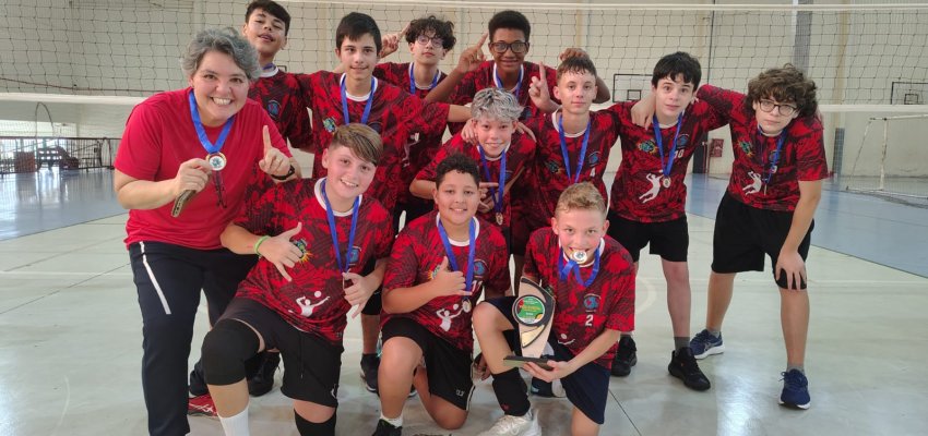 EEB Druziana Sartori fica com o t&iacute;tulo do Voleibol masculino da Fase Municipal do JESC 