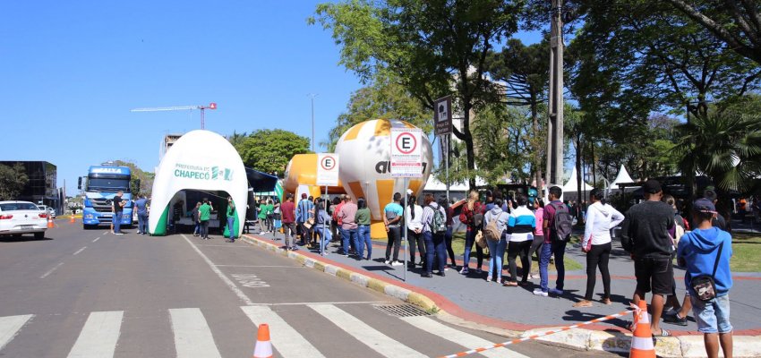 Feir&atilde;o do Empreende & Emprega Chapec&oacute; ter&aacute; entrevistas e muitas atra&ccedil;&otilde;es