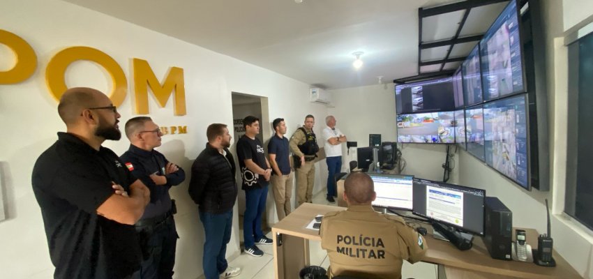 Comitiva de Chapec&oacute; conhece sistema de c&acirc;meras com reconhecimento facial de Pato Branco-PR