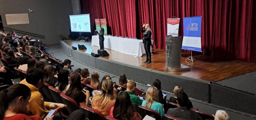 Prefeitura de Chapec&oacute; apoia semin&aacute;rio que debate autismo e educa&ccedil;&atilde;o