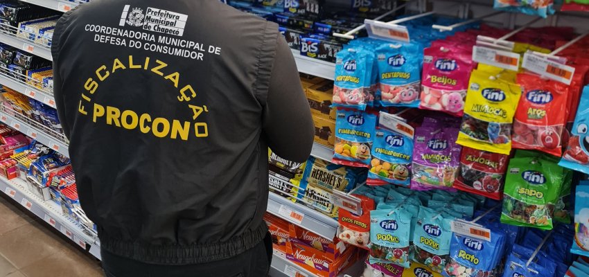 Procon realiza fiscalização em supermercados