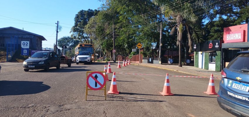 Pol&iacute;cia Municipal orienta sobre bloqueios na Attilio Fontana