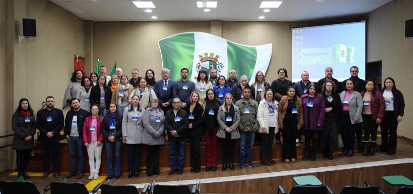 Conselheiros de saúde tomam posse e elegem diretoria em Chapecó