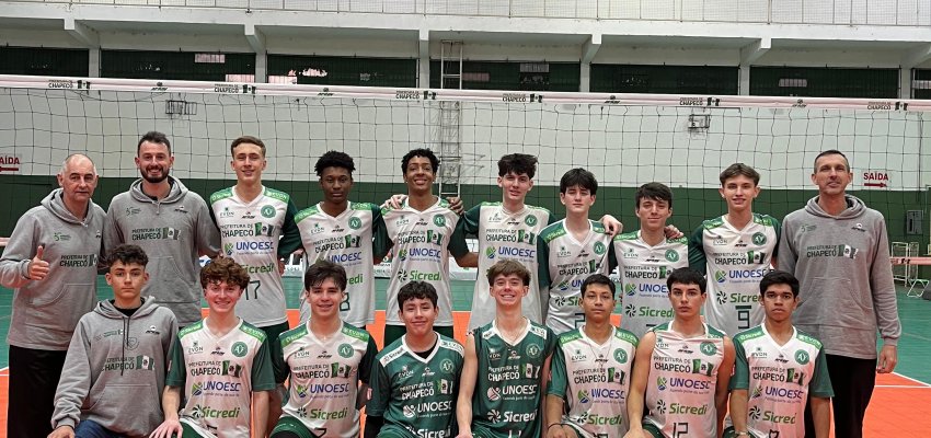 Voleibol Sub 17 da Prefeitura de Chapec&oacute;/Aprov tem 100% de aproveitamento no Estadual