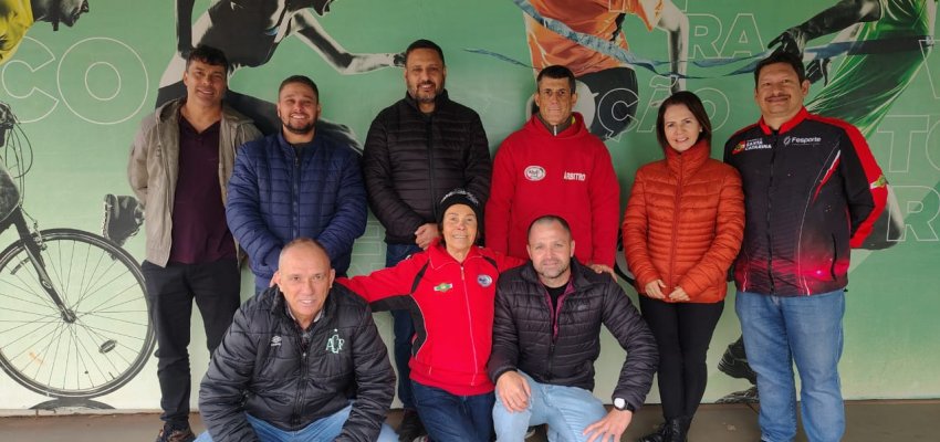 Federa&ccedil;&atilde;o Catarinense de Triathlon visita Chapec&oacute;