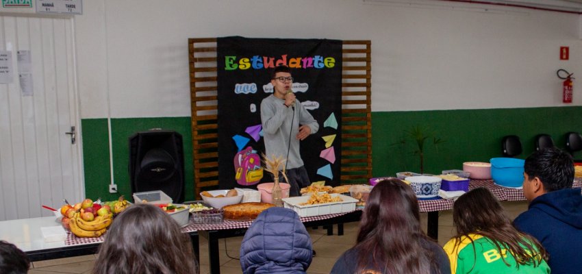Dia do estudante &eacute; celebrado na Rede Municipal de Ensino de Chapec&oacute;