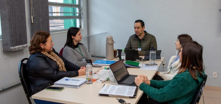 Secretaria de Educa&ccedil;&atilde;o realiza o &uacute;ltimo momento de avalia&ccedil;&atilde;o da Gest&atilde;o Democr&aacute;tica