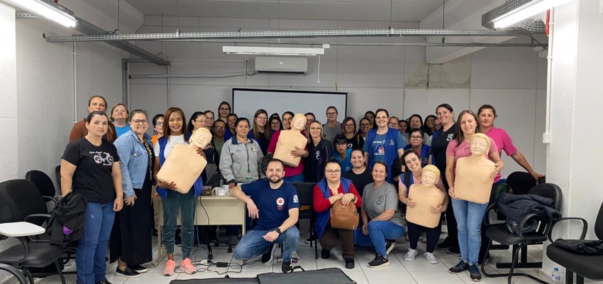 Agentes de Saúde e Agentes de Combate às Endemias recebem curso de primeiros socorros 