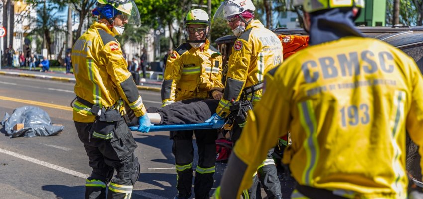 Semana de Trânsito encerra com simulado de acidente em Chapecó