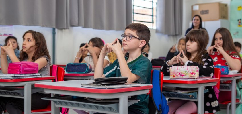 Dia Nacional do Surdo: Conheça o trabalho desenvolvido pela Rede Municipal de Ensino