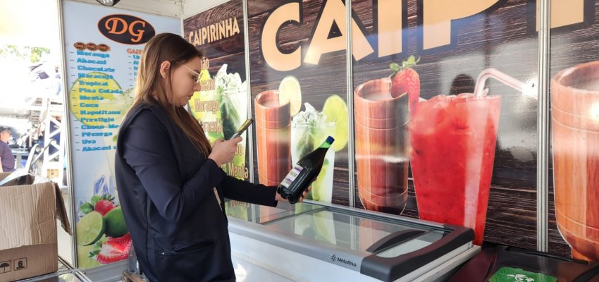 Fiscalização reforça segurança alimentar e checa procedência de bebidas na Efapi do Brasil 2025