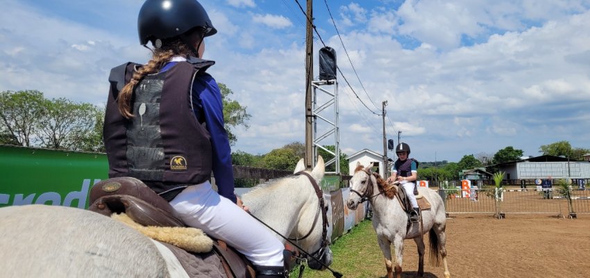 Hipismo brilha na Efapi do Brasil e Prefeitura de Chapecó anuncia pista coberta com investimento de 