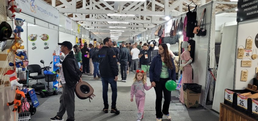 Efapi do Brasil atrai 23 mil pessoas no terceiro dia de feira 