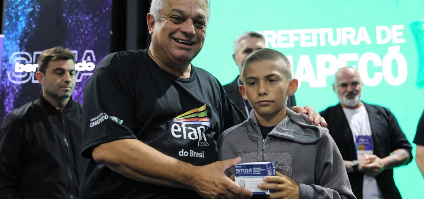 EFAPI DO BRASIL Prefeitura de Chapecó inova na Saúde e entrega aparelhos digitais de controle da gli