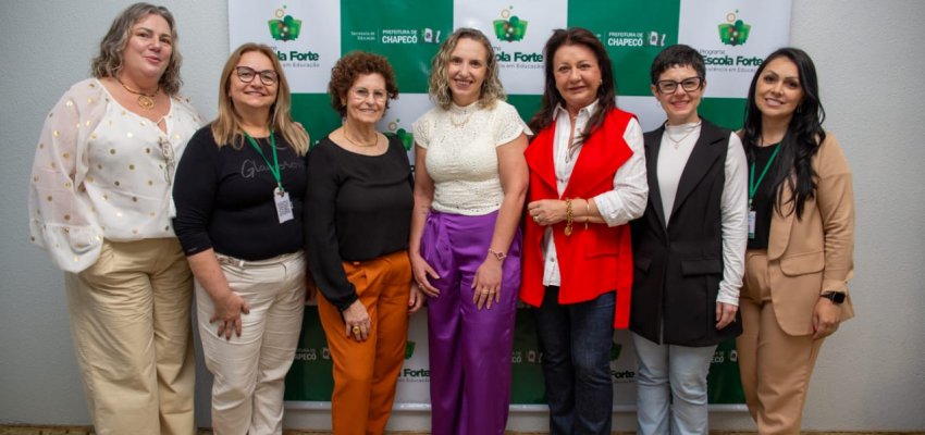 Secretaria de Educação recebe visita técnica da Fundação Catarinense de Educação Especial