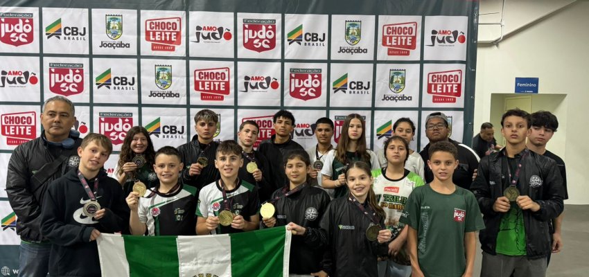 Equipe de Chapec&oacute; conquista 3&ordm; lugar geral no Trof&eacute;u Santa Catarina de Menores na categoria Graduado