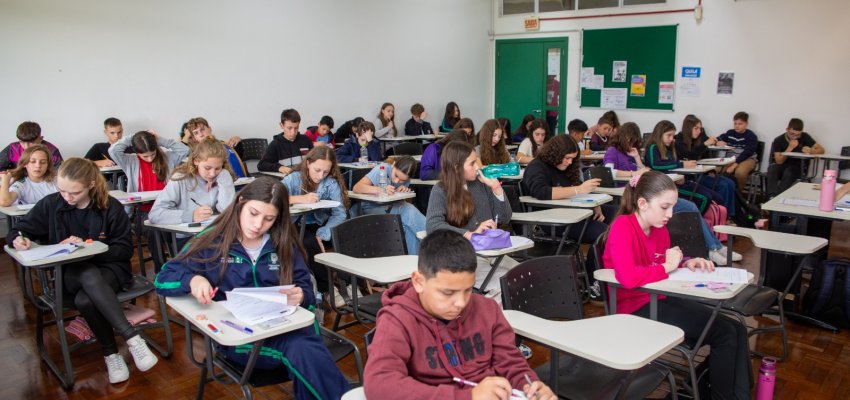 Estudantes da rede municipal de ensino participam da 2&ordf; fase da OMOC&nbsp;