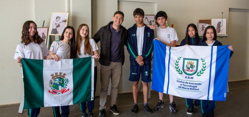 EBM Maria Eli Belani se destaca em Olimpíada de Geopolítica com oito medalhistas