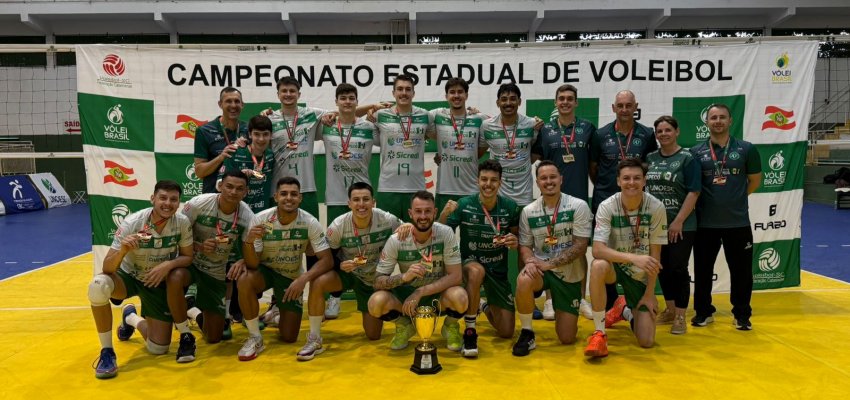 Voleibol masculino adulto de Chapec&oacute; garante vaga na semifinal do Estadual