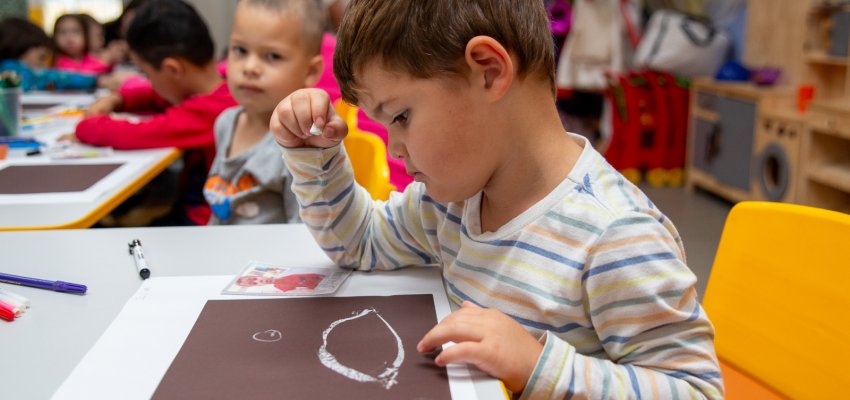 Rabisco que contam histórias: crianças do CEIM Juliana Sive descobrem a história da escrita