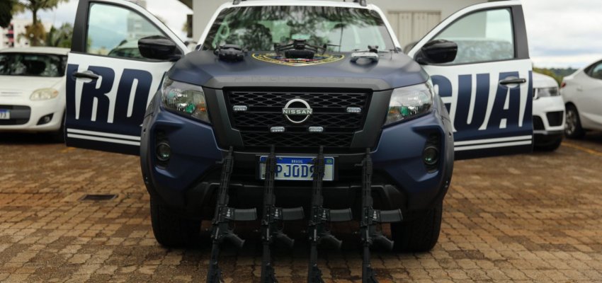 Guarda Municipal de Chapecó recebe veículo blindado, fuzis e drones