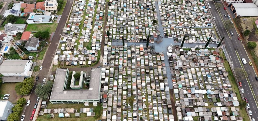 Finados: Cemitérios municipais estarão abertos das 7h às 19h
