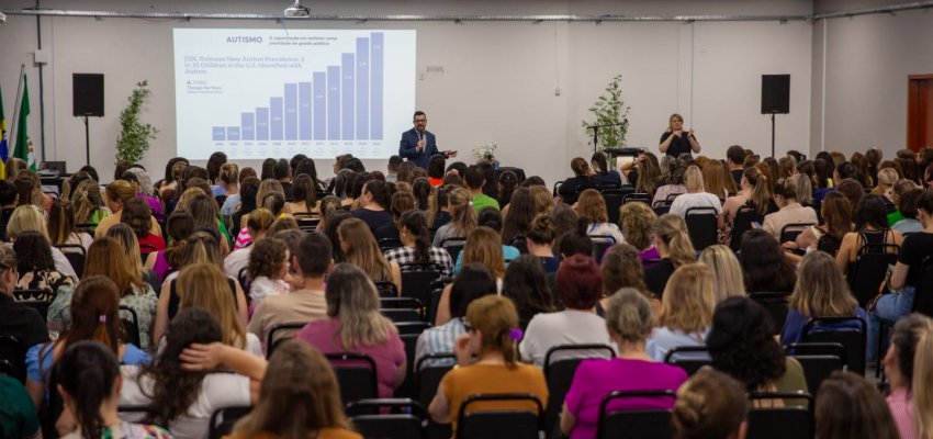 Prefeitura de Chapecó lança programa Chapecó em Autismo e anuncia pós-graduação gratuita para prof