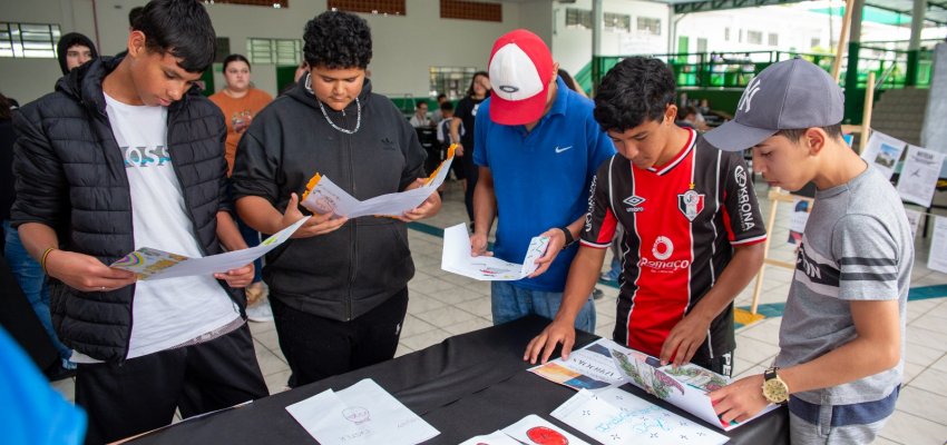 EPC Cyro Sosnosky desenvolve Mostra Pedagógica das Linguagens