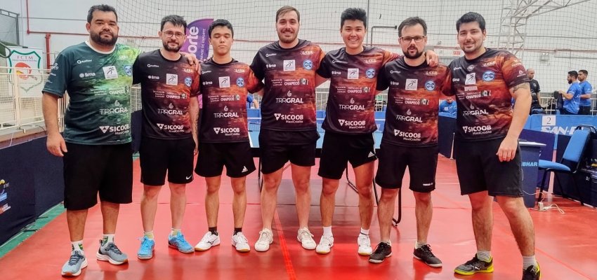 Tênis de mesa masculino de Chapecó mantém hegemonia nos JASC