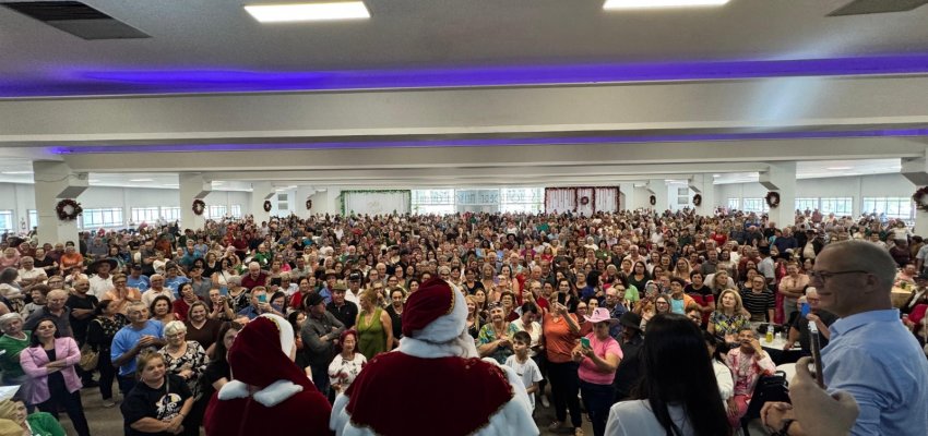 Festa de Encerramento do Ano re&uacute;ne 3 mil idosos