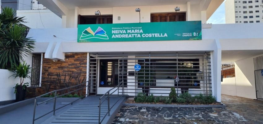 Biblioteca P&uacute;blica promove programa&ccedil;&atilde;o especial de f&eacute;rias em Chapec&oacute;