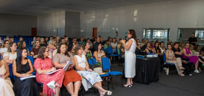 Rede Municipal de Ensino inicia ano letivo com forma&ccedil;&atilde;o de Gestores