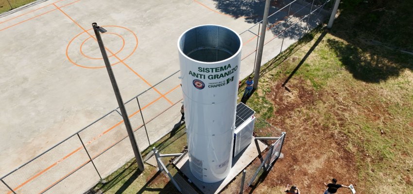 Sistema Antigranizo de Chapec&oacute; &eacute; acionado pela primeira vez para proteger o Bairro Efapi 