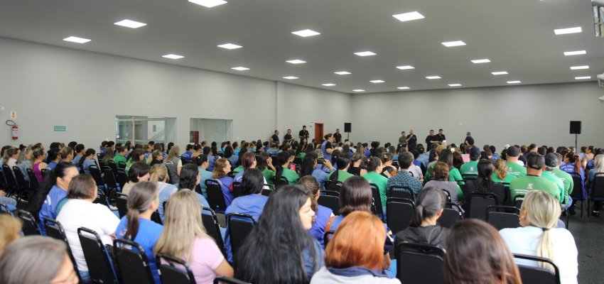 Prefeitura investe R$ 500 mil em kits para agentes de Sa&uacute;de e de Combate a Endemias