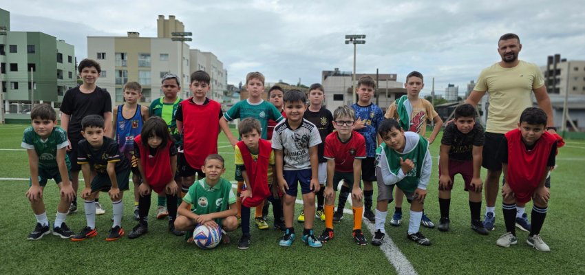 Mais esporte para a juventude: PAF retoma atividades em Chapec&oacute;