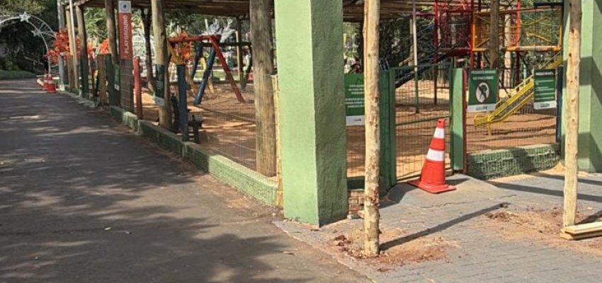 Parquinho do Ecoparque &eacute; isolado para revitaliza&ccedil;&atilde;o