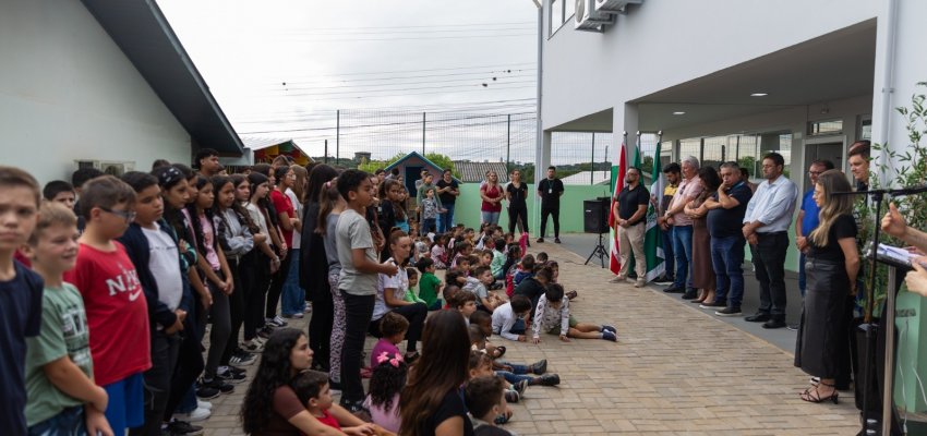 Prefeitura de Chapec&oacute; entrega amplia&ccedil;&atilde;o de unidades escolares e novos materiais pedag&oacute;gicos