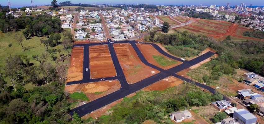 Diretoria de Habita&ccedil;&atilde;o de Chapec&oacute; convoca fam&iacute;lias para cadastramento e inscri&ccedil;&atilde;o em moradia popular