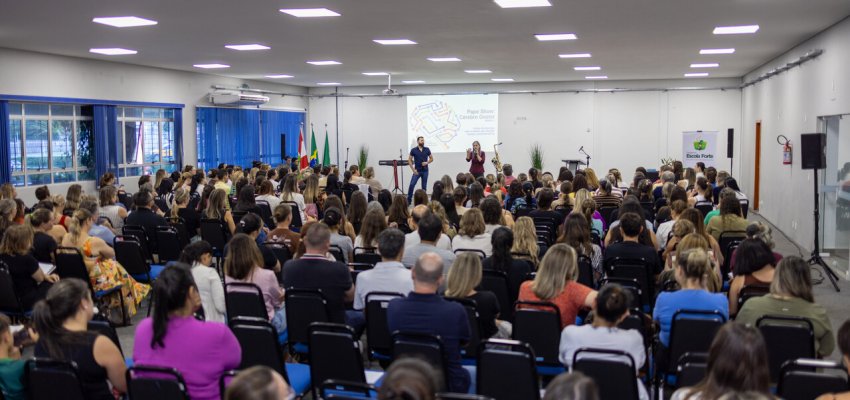 Secretaria de Educa&ccedil;&atilde;o promove forma&ccedil;&atilde;o para Gestores da Rede Municipal de Ensino