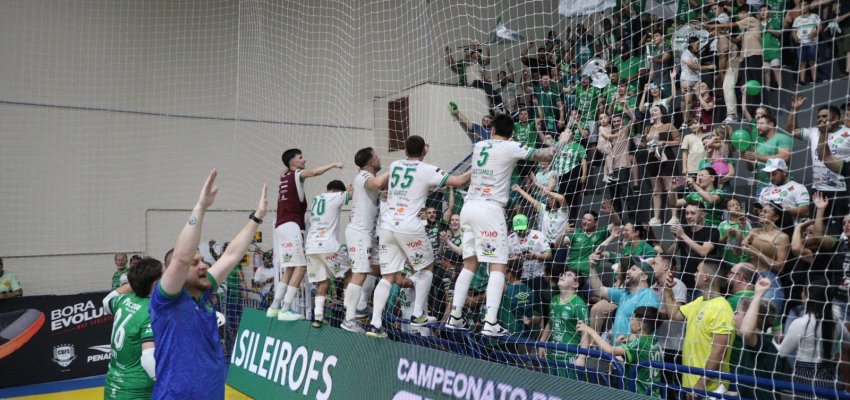 Chape Futsal e mais 15 times disputar&atilde;o o Brasileiro 2026