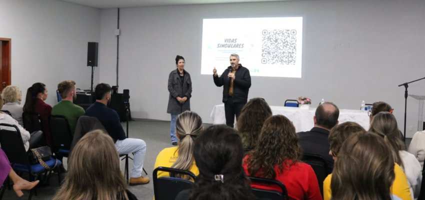 Sa&uacute;de promove segunda etapa de forma&ccedil;&atilde;o para fam&iacute;lias at&iacute;picas