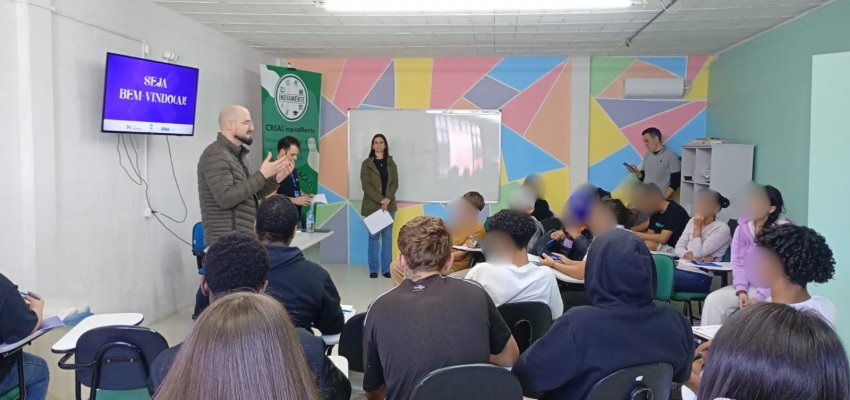 Oportuniza Chapec&oacute;: inicia curso de manuten&ccedil;&atilde;o de computadores 